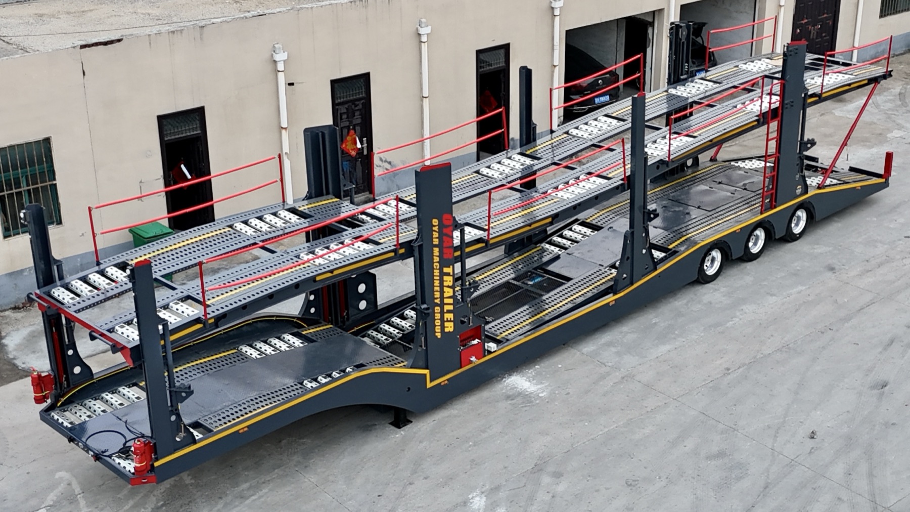 Car carrier semi-trailers